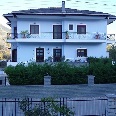 Garden Villa Ioánnina Exteriör bild
